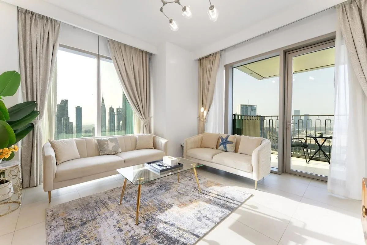 Apartment Downtown Views II 2 Bedroom With City Skyline And Sea Views Dubai